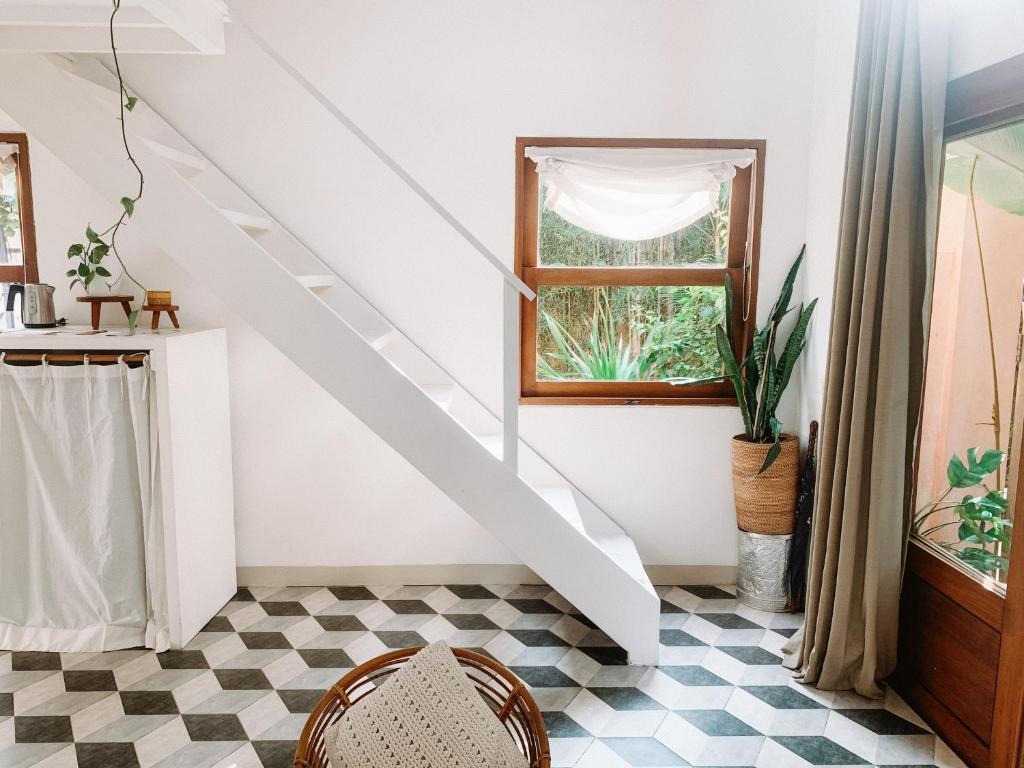 Happy Together By Kresna Hospitality - 2