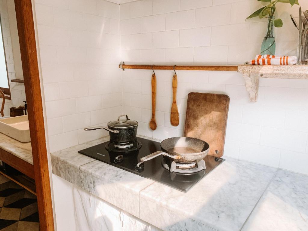 Happy Together By Kresna Hospitality - 9