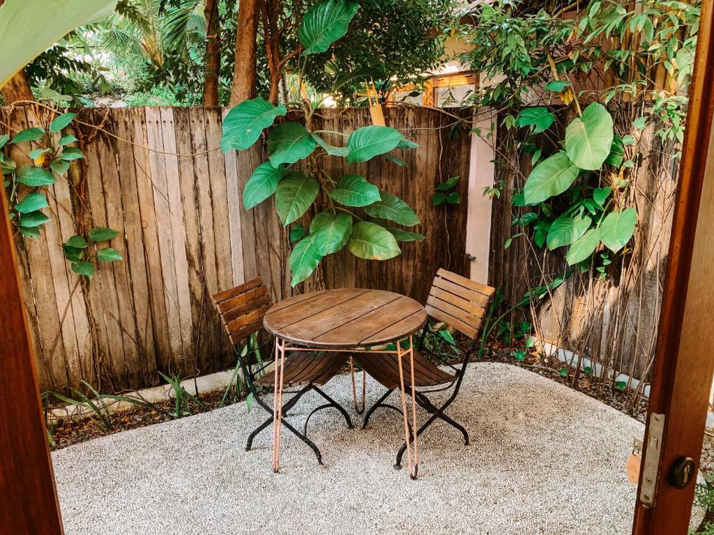 Happy Together By Kresna Hospitality - 5