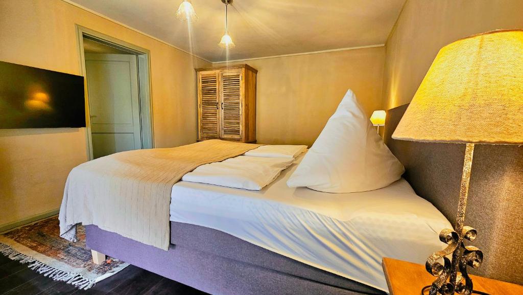 Boutique-Hotel & Wellness Goldenes Fass Meißen - Suite Junior Con Balcón