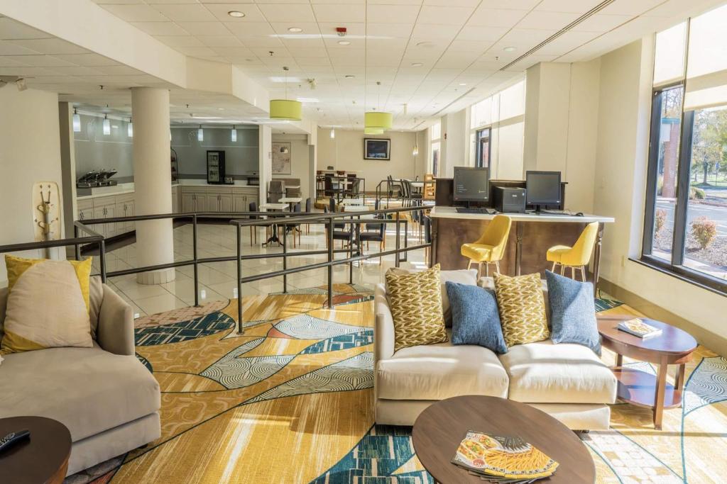 Elimwood Hotel, a Ramada by Wyndham photo