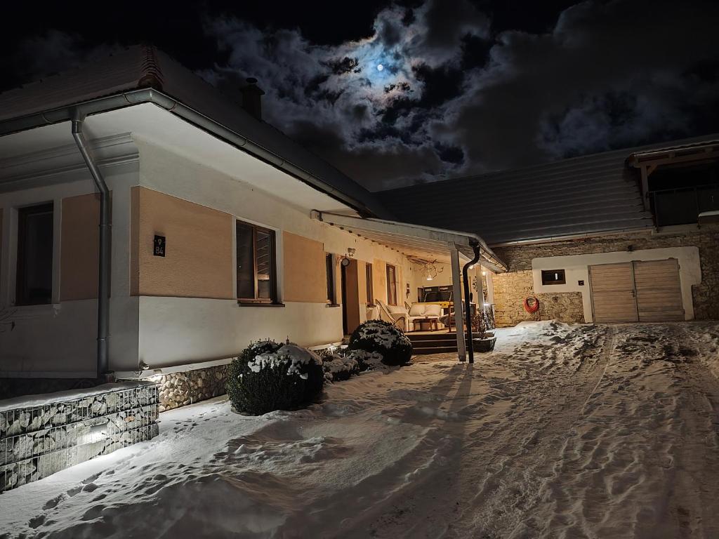 Holiday Home Galícius om vinteren