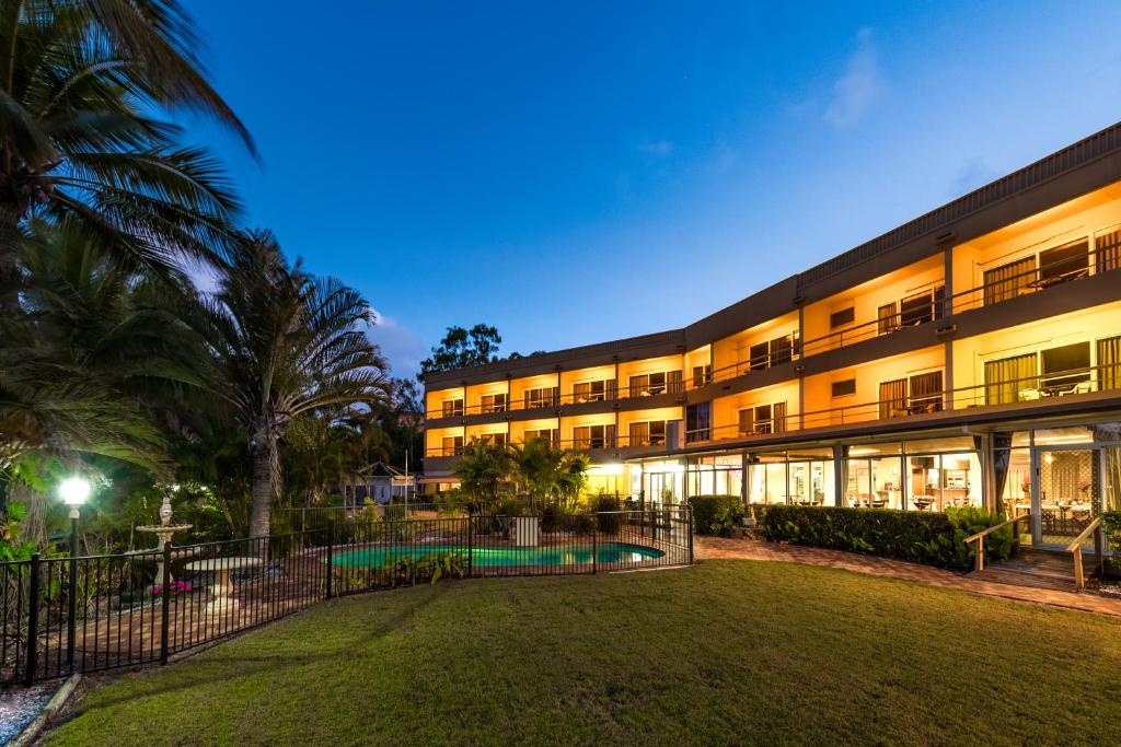 Bazén v ubytování Camelot Motel nebo v jeho okolí