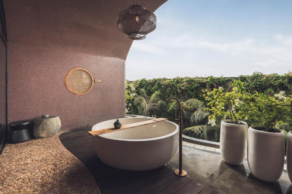 Seascape Resort & Spa Sanur by Ini Vie Hospitality - 3