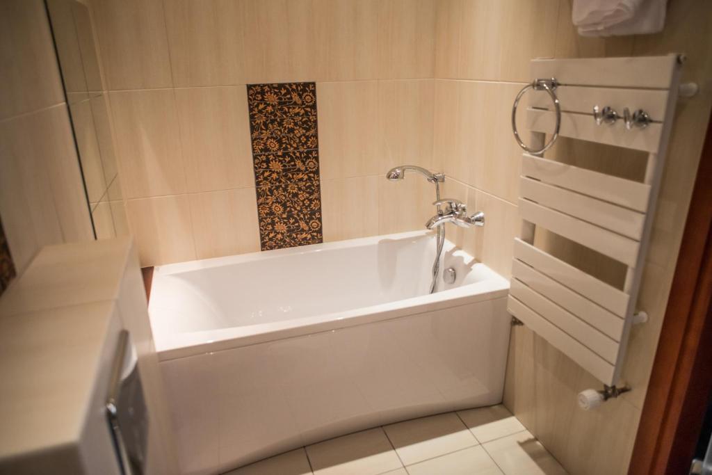 Apartamenty Siedem Komnat Siedmiu Mistrzów - Resim 10
