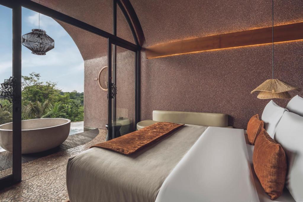 Seascape Resort & Spa Sanur by Ini Vie Hospitality - 9