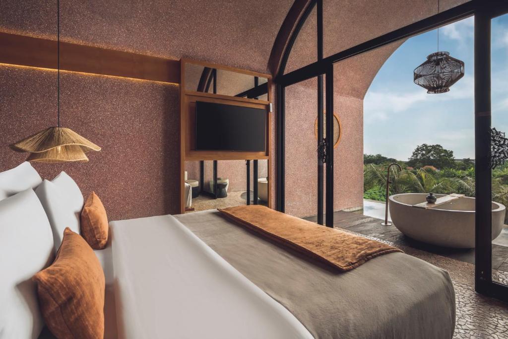 Seascape Resort & Spa Sanur by Ini Vie Hospitality - 10