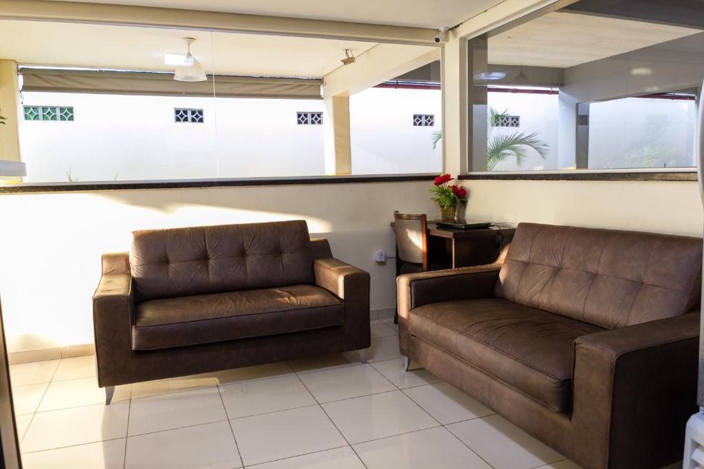  Hotel Tropical