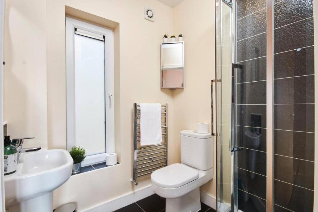 Stylish City Centre house - Parking & Garden 6