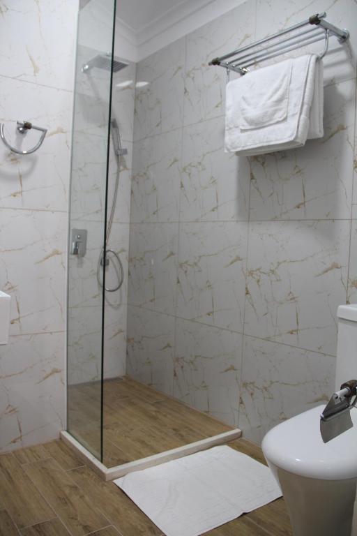 Koupelna v ubytování Hotel Hermes Tirana