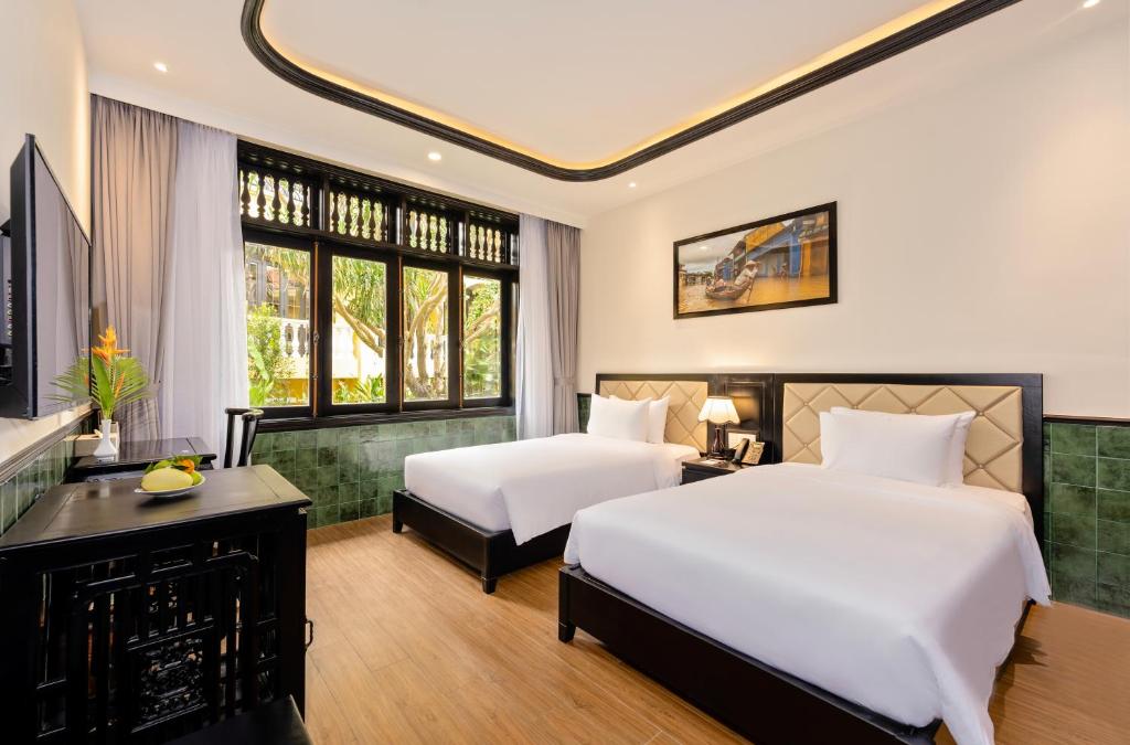 Suite Gia Đình Deluxe