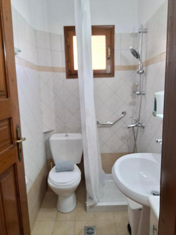 Avlonitis Rooms - 14