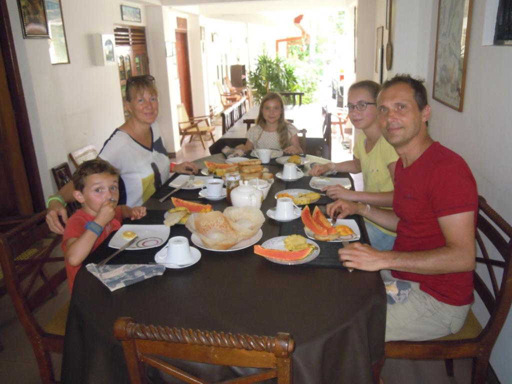 Hosté ubytování Devi Tourist Home
