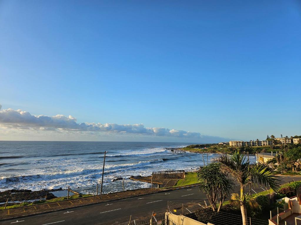 Uvongo Square Driftsands Uvongo Beach, Uvongo Beach (updated prices 2026)