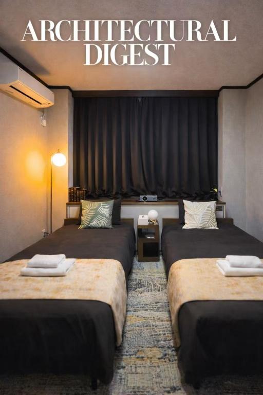 Mando Hotel 301 , 5-minute walk from Iryu subway , 15 Minutes to Senso-ji Temple , 1 bedroom with Shared Patio