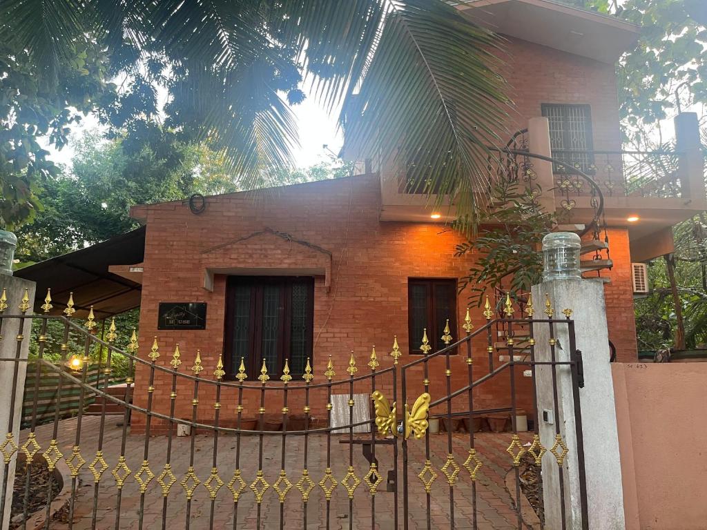 Gallery image of Papitty House in Puducherry Airpoert