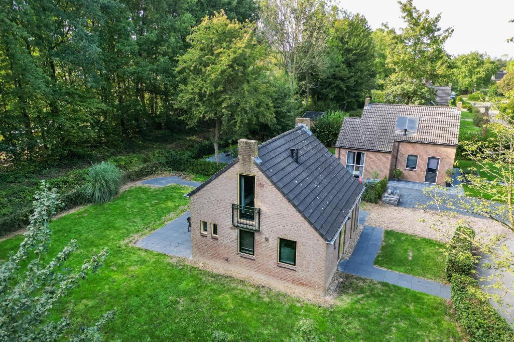 an aerial view of a house at 6 - Persoons Forest 151 Bungalow in Ewijk