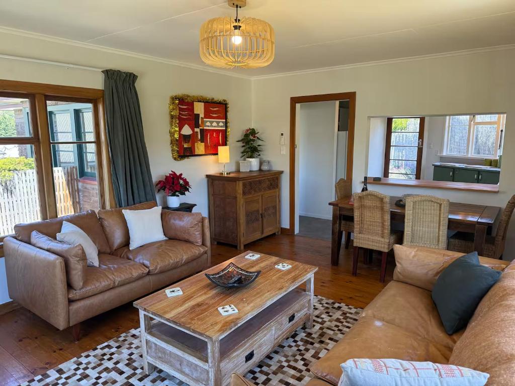 Et opholdsområde på Riverside Retreat