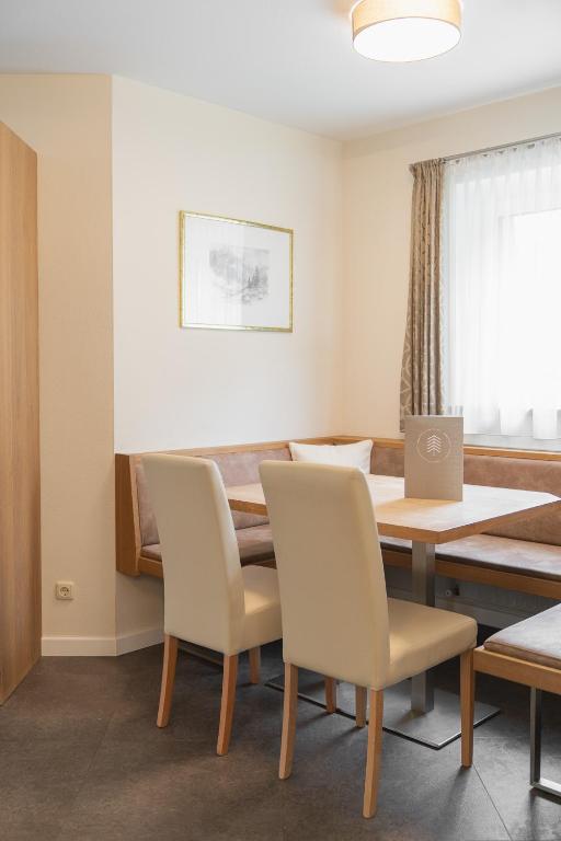 ARBOR Hotel & Apartments - 10