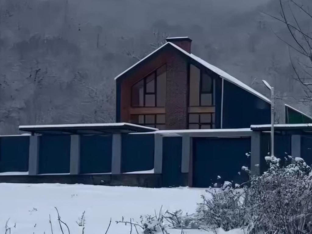 Pine Barn House tokom zime