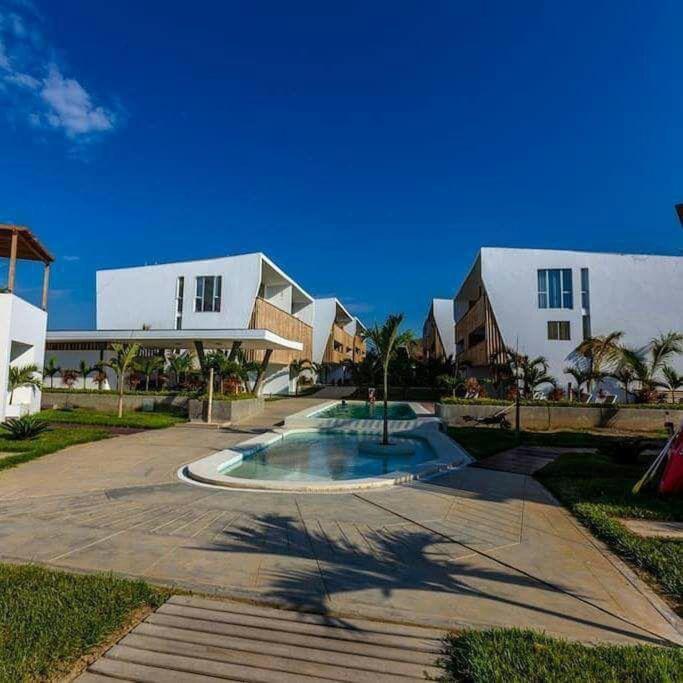 Condominio palmeras de bocapan