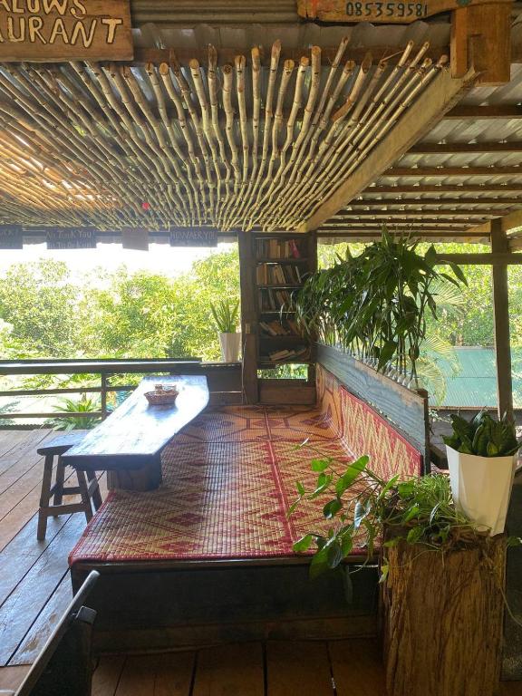 Happy Elephant Bungalows 4