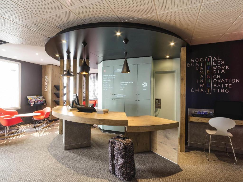 Et opholdsområde på ibis La Rochelle Centre Historique