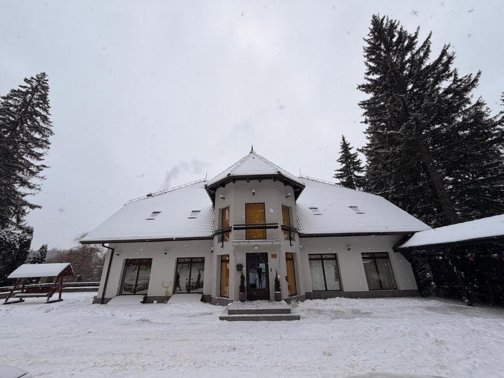 Vila Daria om vinteren