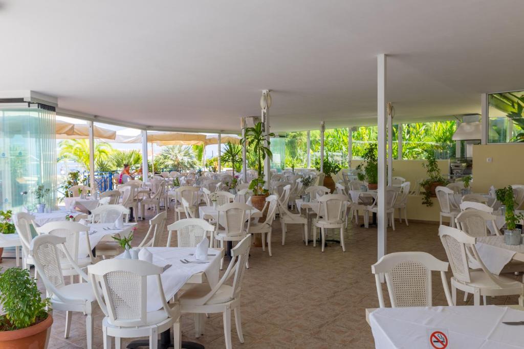 Restaurace v ubytování Rethymno Mare Royal & Water Park