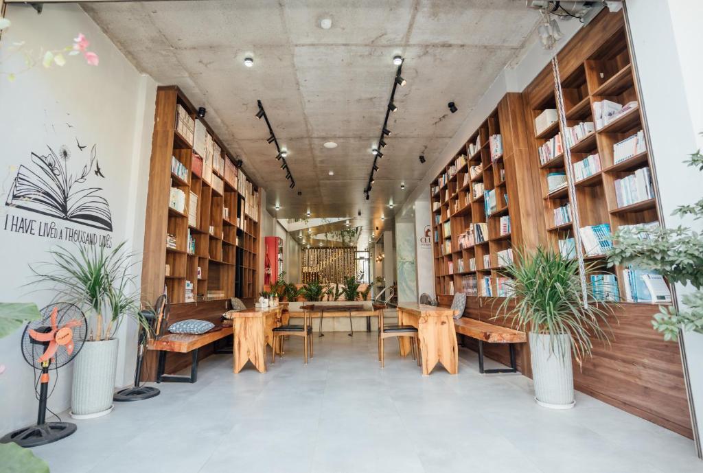 Celia Boutique Hotel - 5