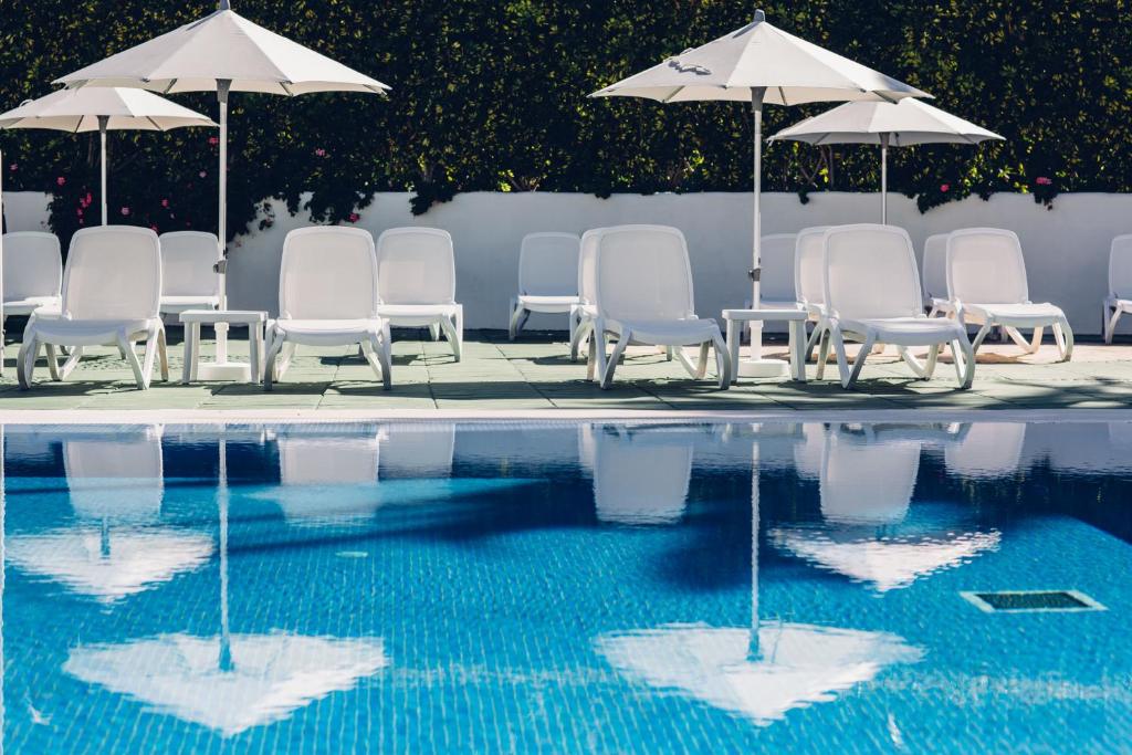 Bazén v ubytovaní Route Active Hotel alebo v jeho blízkosti
