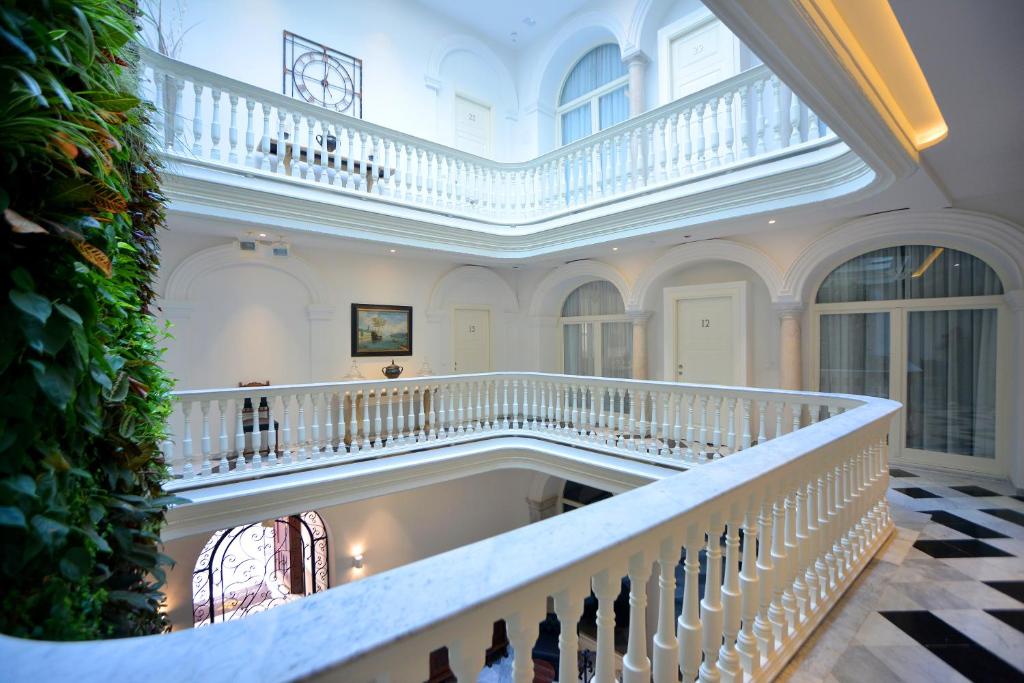 Fotografie z fotogalerie ubytování El Armador Casa Palacio by Luxury Suites Cádiz v destinaci Cádiz