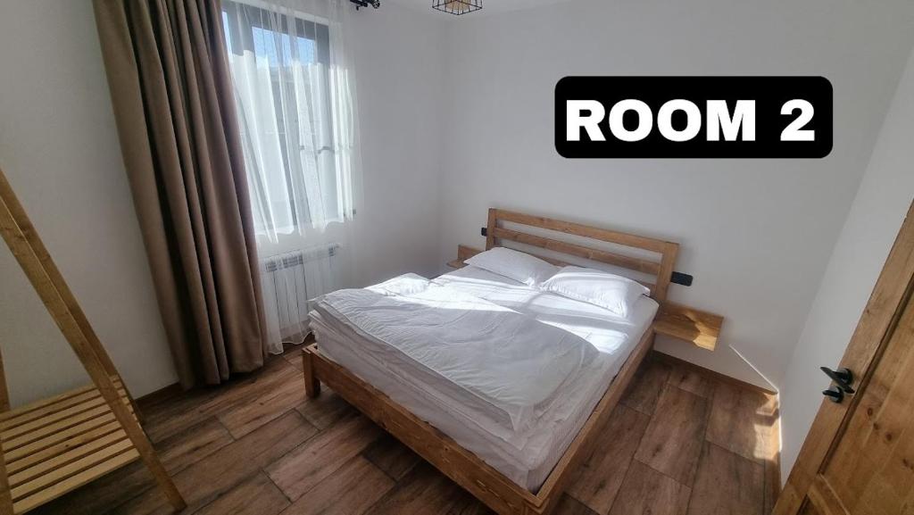 Giường trong phòng chung tại Quiet Harbour home Dilijan,entire home ,дом целиком