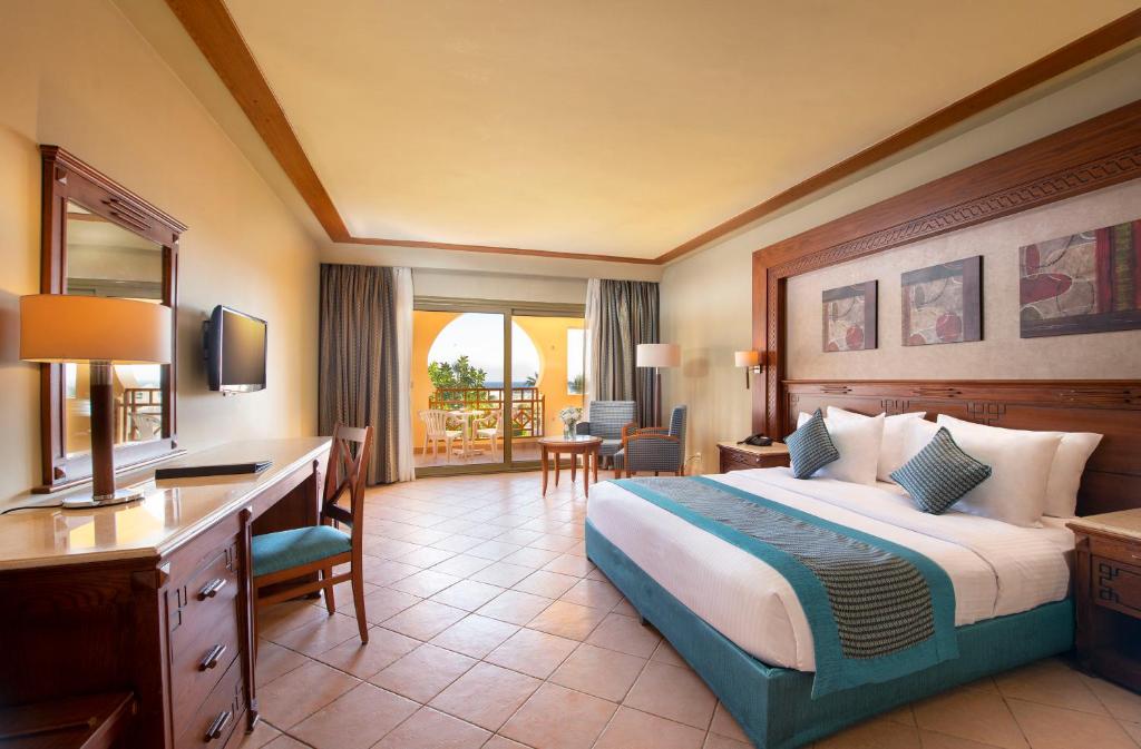 Charmillion Club Resort - 8