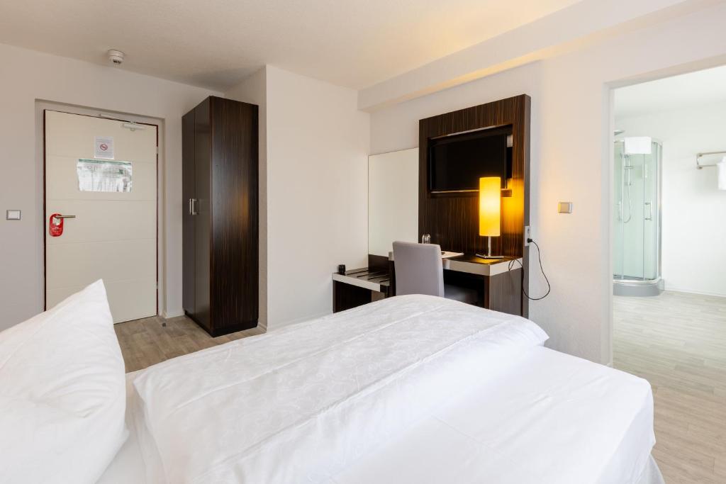 Hotel 22 - Eenpersoonskamer Met Eigen Badkamer