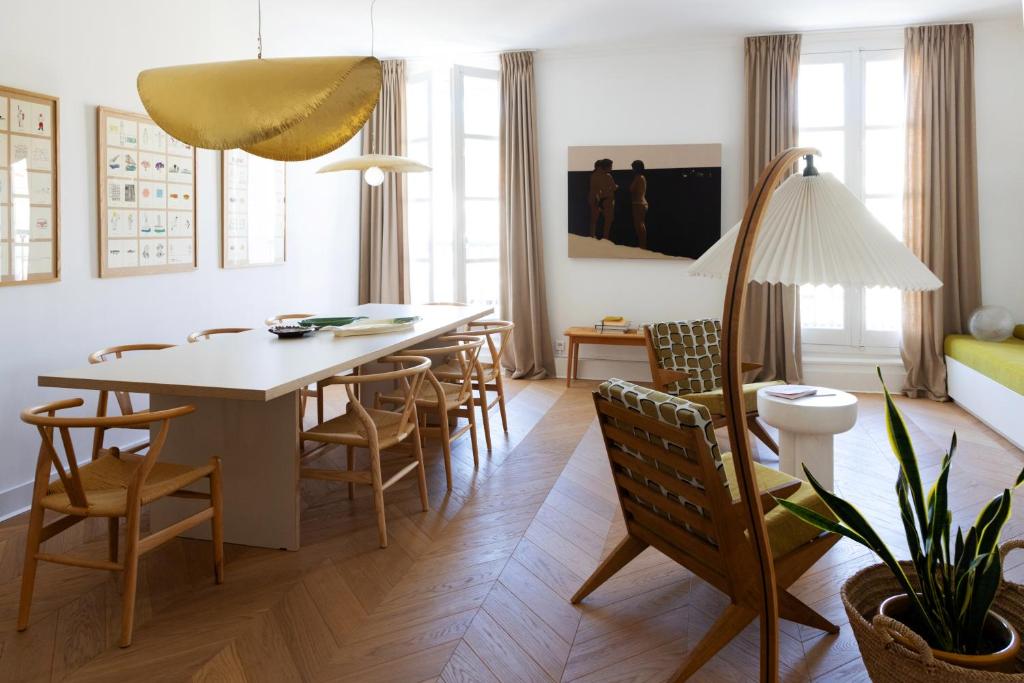 Elegant duplex sur le Cadre Royal au cœur de Sète