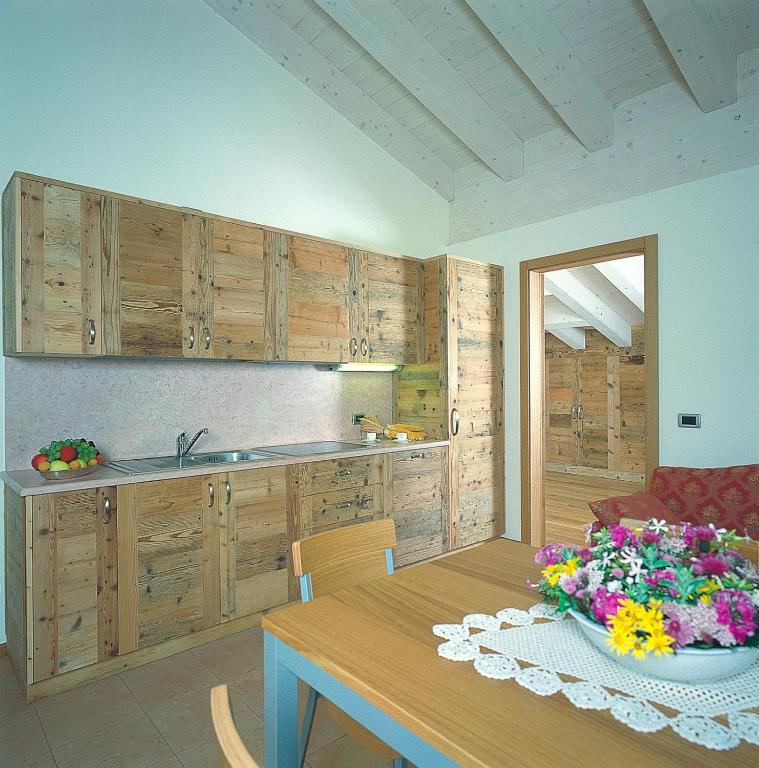 Kuchyň nebo kuchyňský kout v ubytování Hotel Ideal