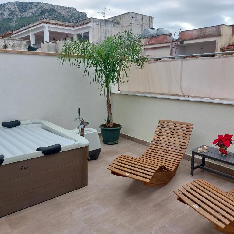 Borgo La Chiusa - Suite With Terrace