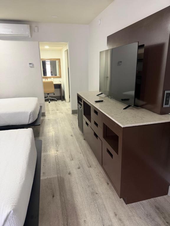 City Center Motel - 