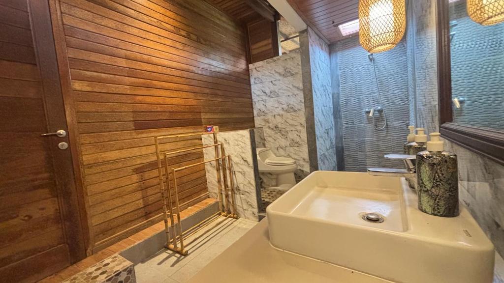 Gedong Nusa Huts - 6