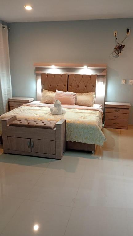 a bedroom with a large bed in a room at Cuarto Privado in Arandas