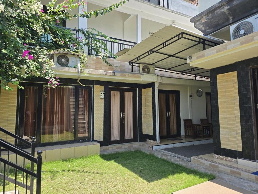 Gallery image of Keramas Selukat Guest House in Keramas