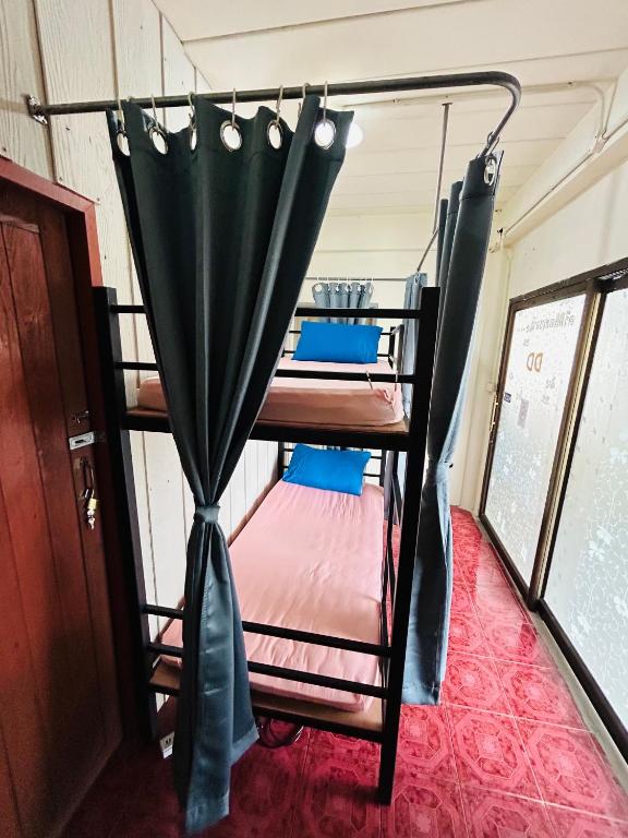 The Dreamcatcher Hostel Nathon SamuiSunset - Chambre Dortoir Mixte