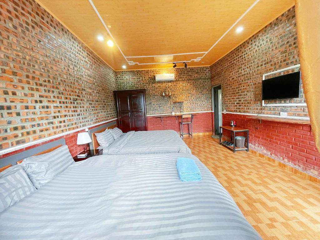 Cat Ba Spring Homestay - 17