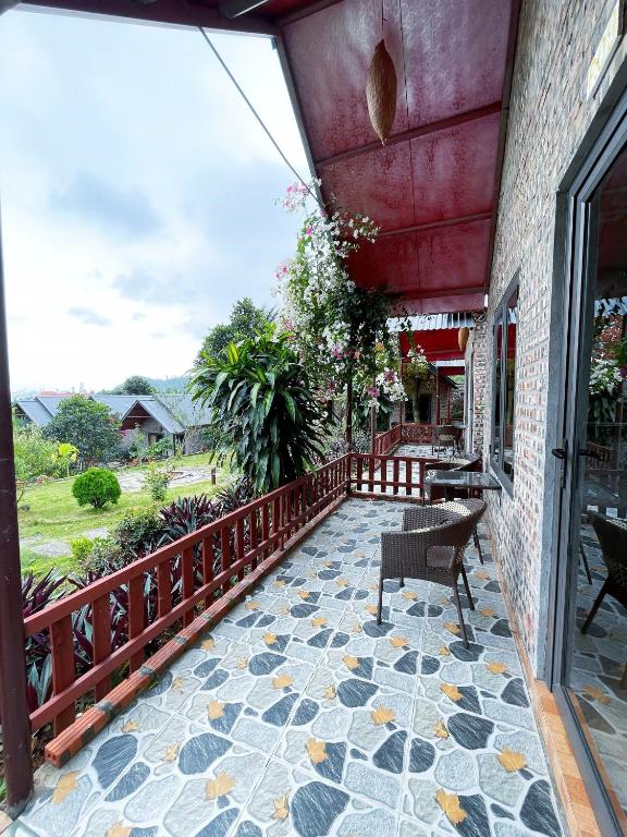 Cat Ba Spring Homestay - 13