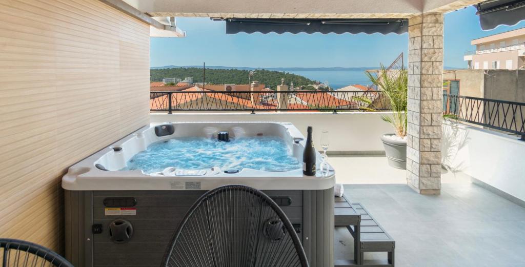 Luxury Residence Nea With Jacuzzi and Sea View