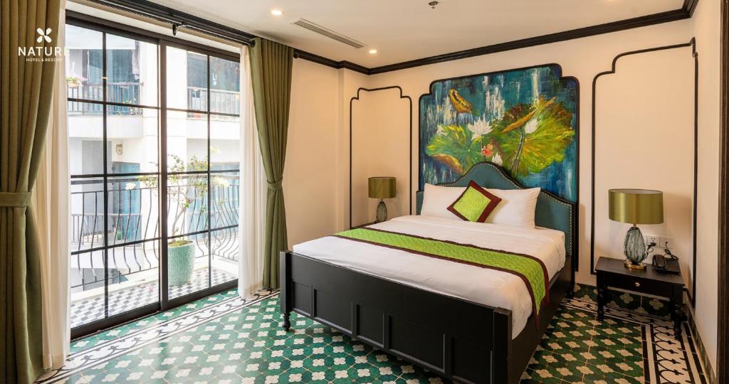 Suite Nhìn Ra Thành Phố