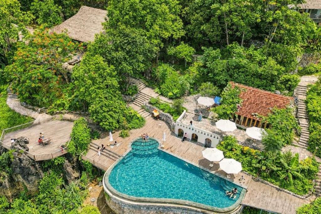 Bazén v ubytování Xoan Retreat nebo v jeho okolí