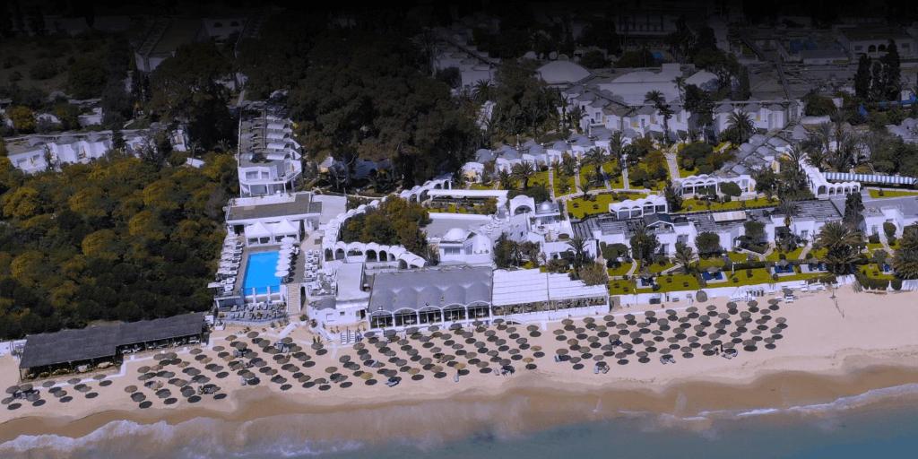 Naturlandskabet i nærheden af hotellet