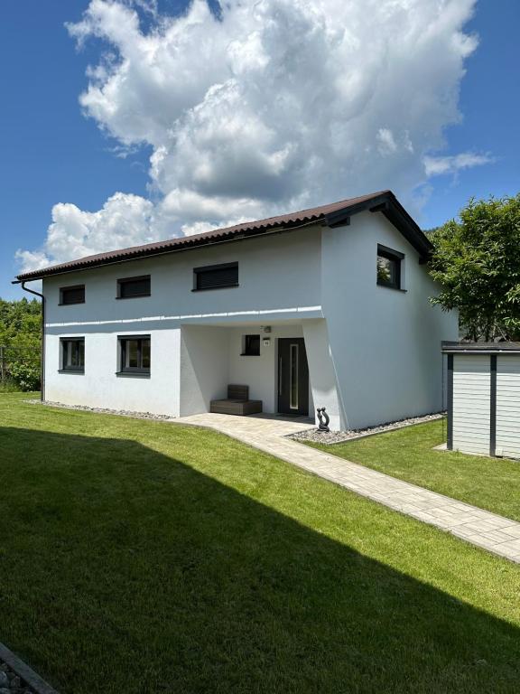 Bygningen som feriehuset ligger i